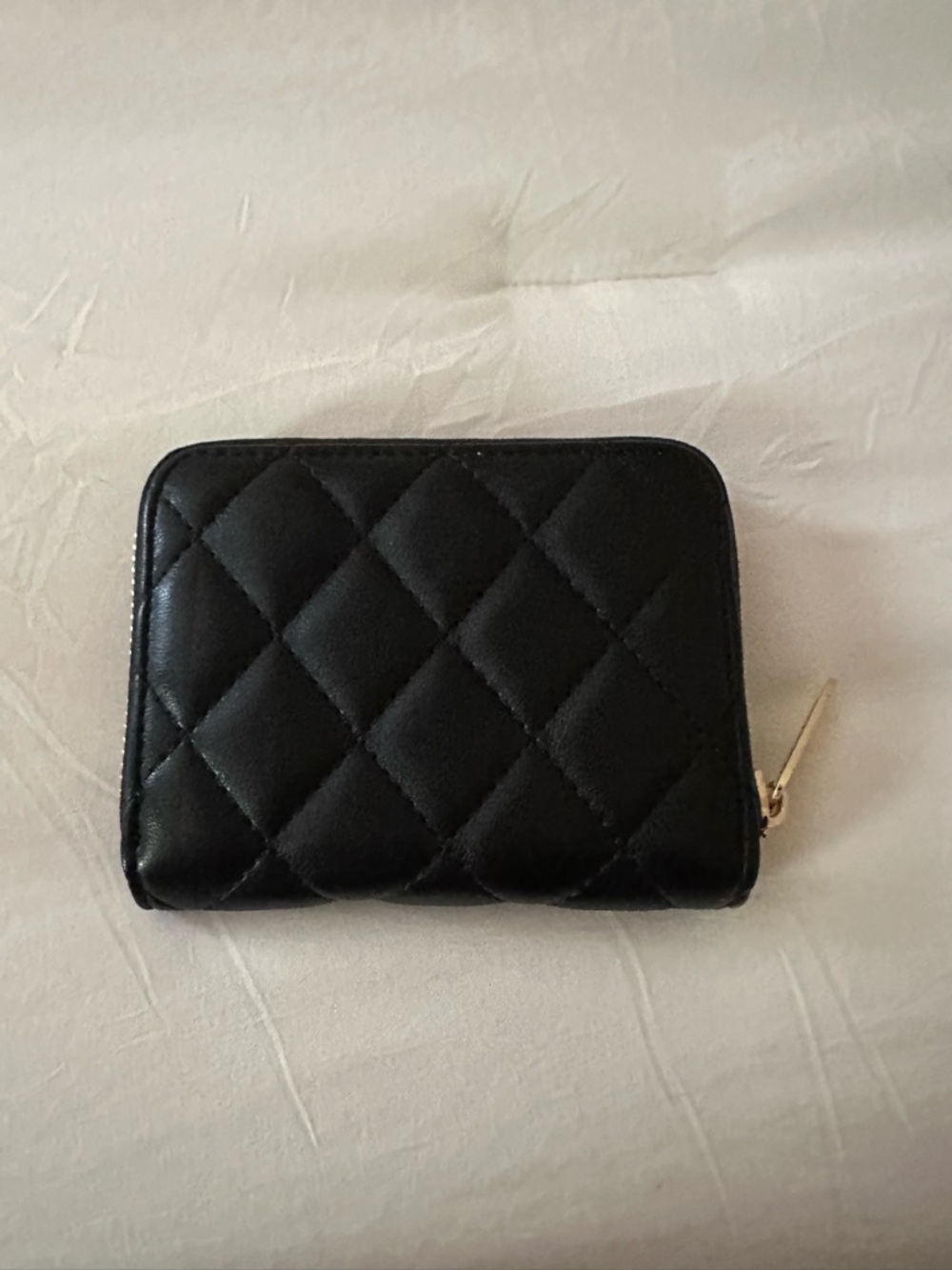 CC Quilted Black Leather Zip Wallet - Gold Hardware - Picture 2 of 3